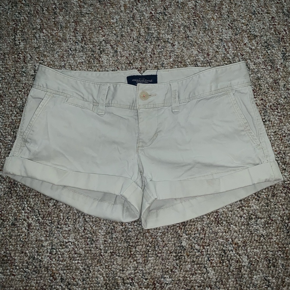 Women’s Khaki shorts
